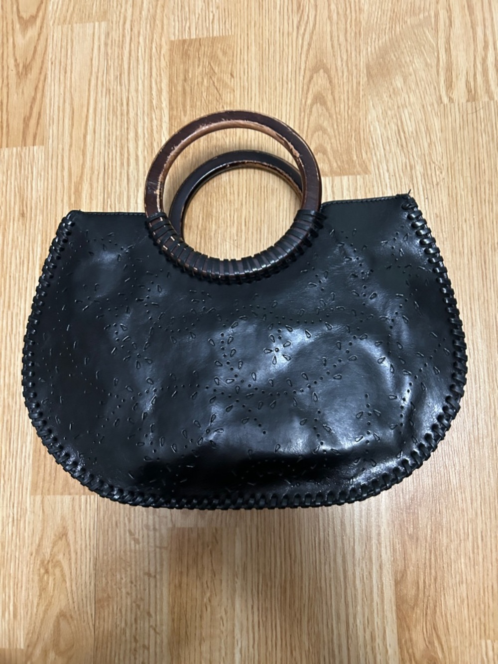 Black Leather Circle-Handle Women's Tote
